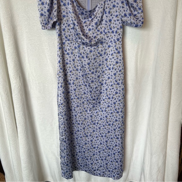 Lost + Wander blue purple floral puff sleeve midi dress medium - Picture 2 of 14